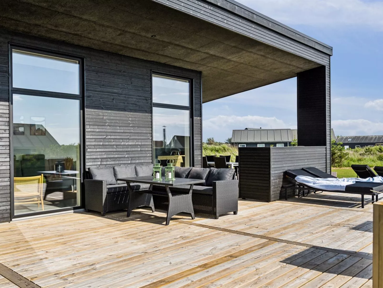 "Lyder" - 400m from the sea-Buiten