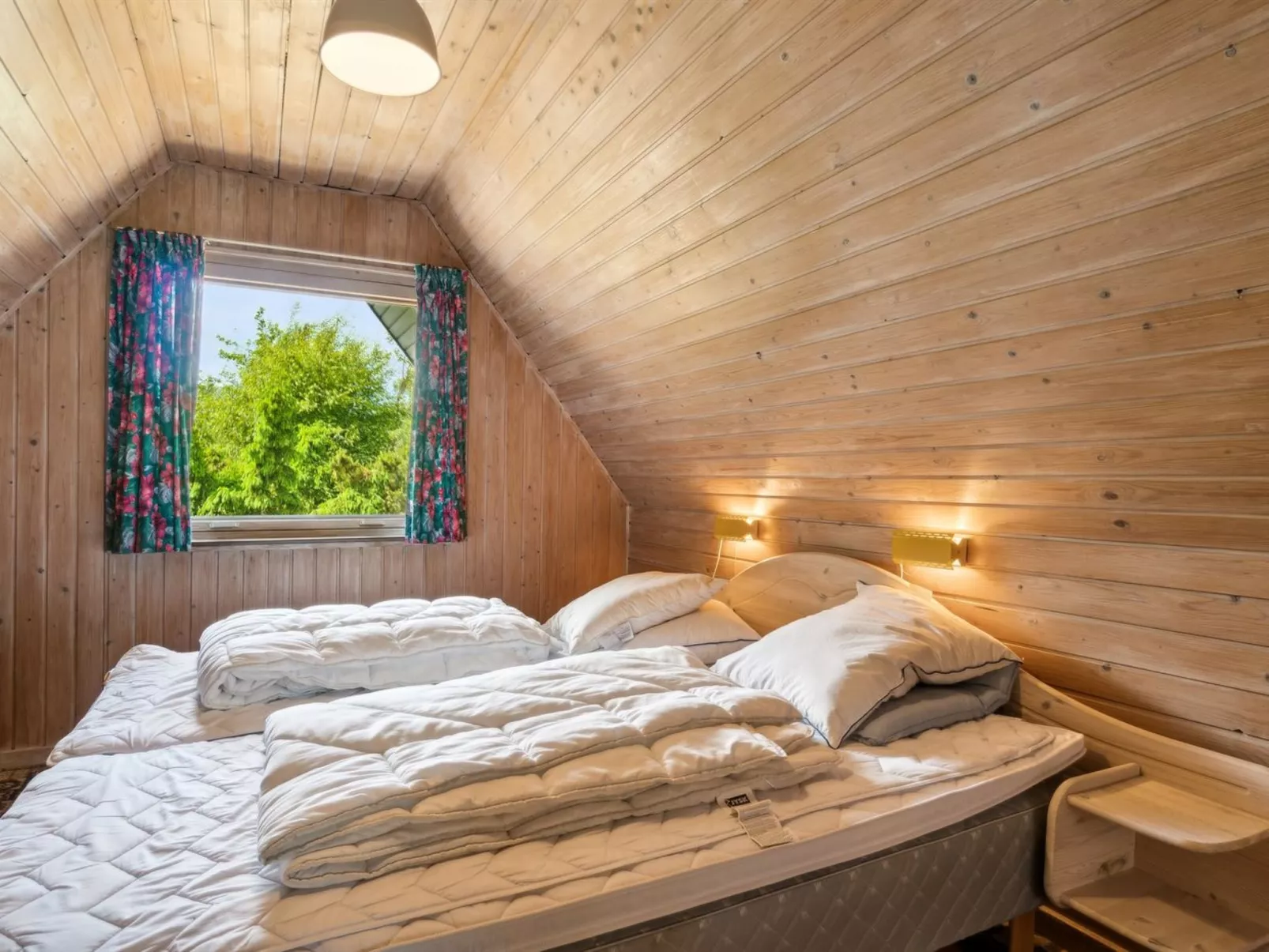 "Tine" - 600m from the sea-Binnen