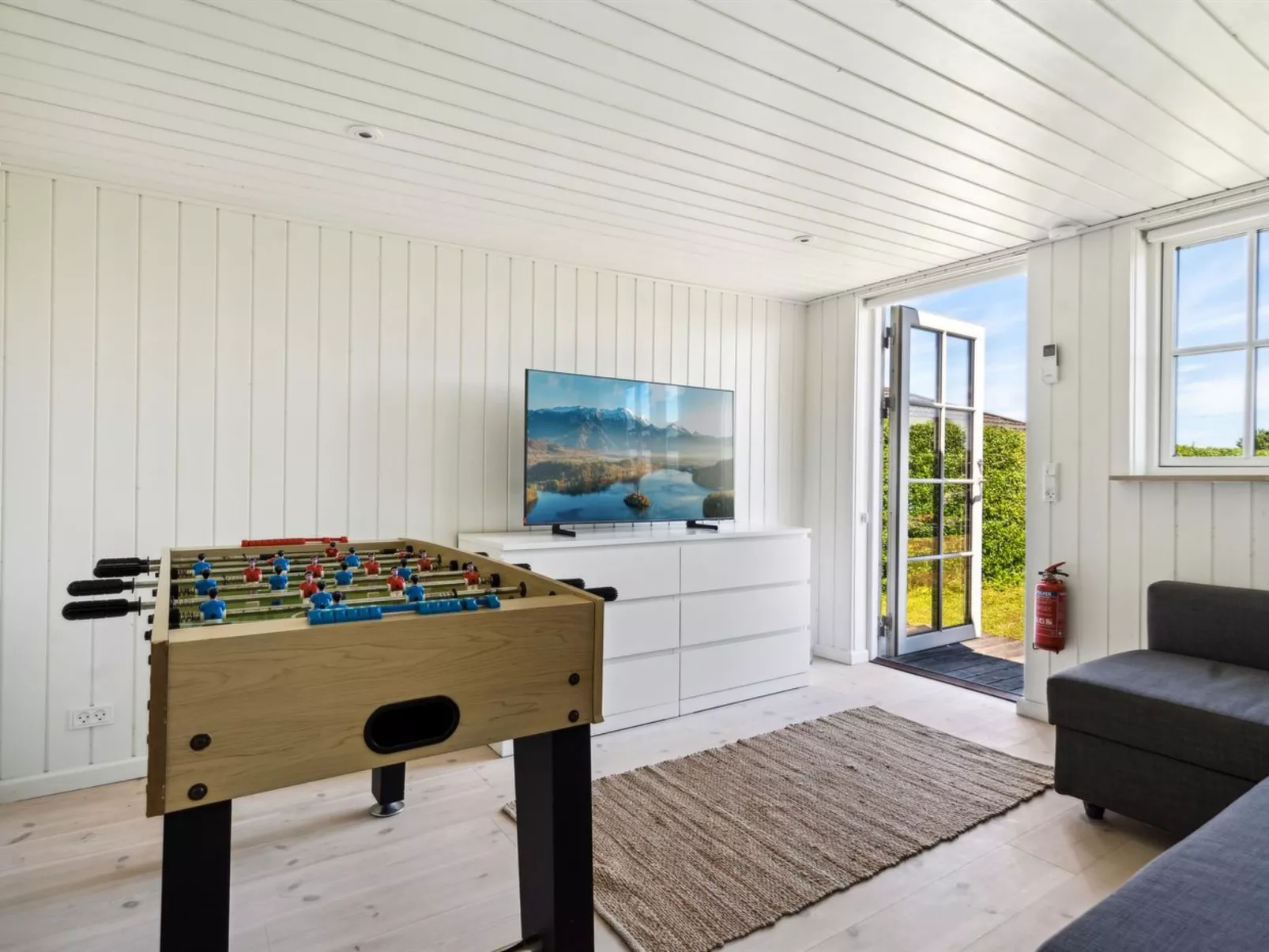 "Kim" - 250m from the sea-Binnen