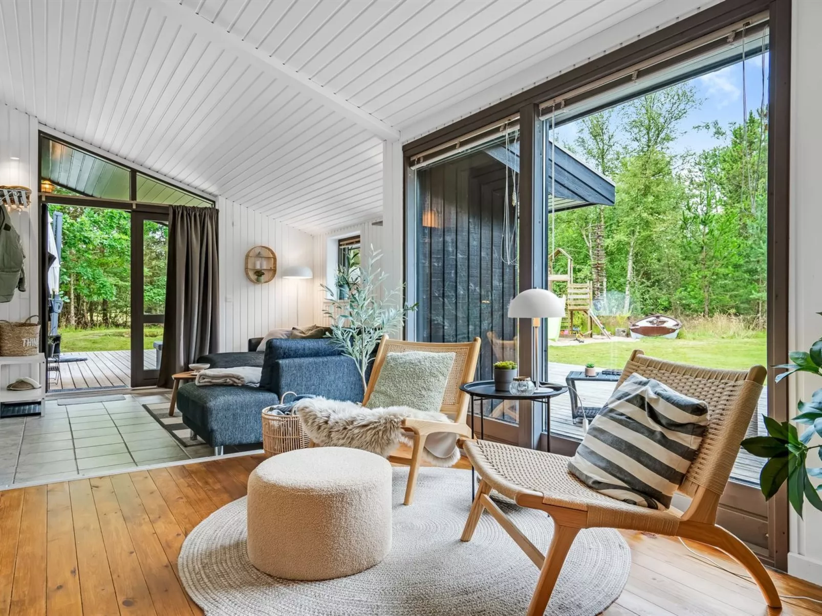 "Aleida" - 400m from the sea-Binnen