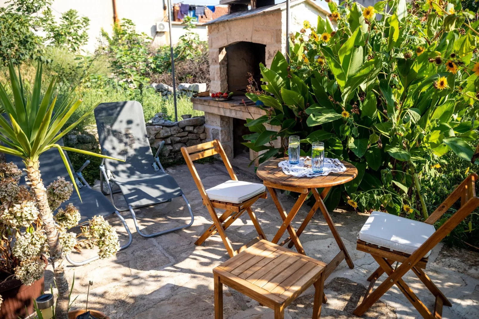 Stone House Harmony -Studio Apartment with Patio and Garden View ( 2 )-Terras