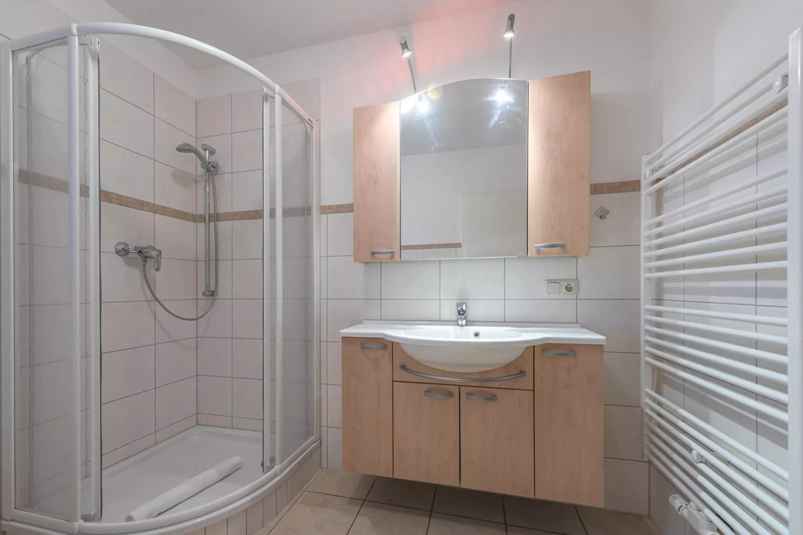 Kapitänshaus Gartendeck 64 qm Nr 432-Badkamer