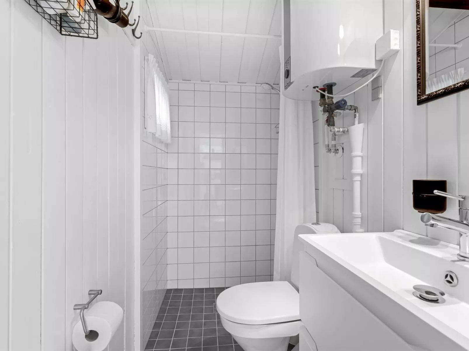 "Jalina" - 500m from the sea-Binnen