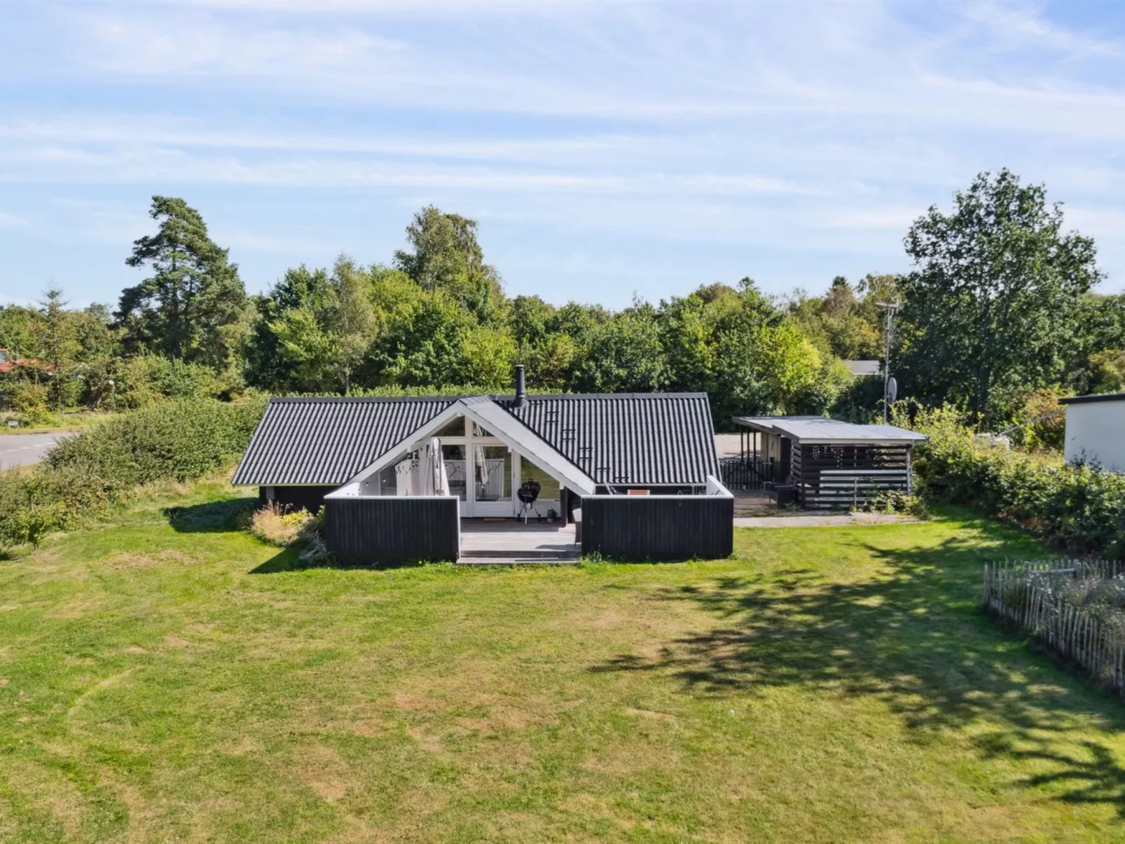 "Janik" - 1.3km from the sea-Buiten