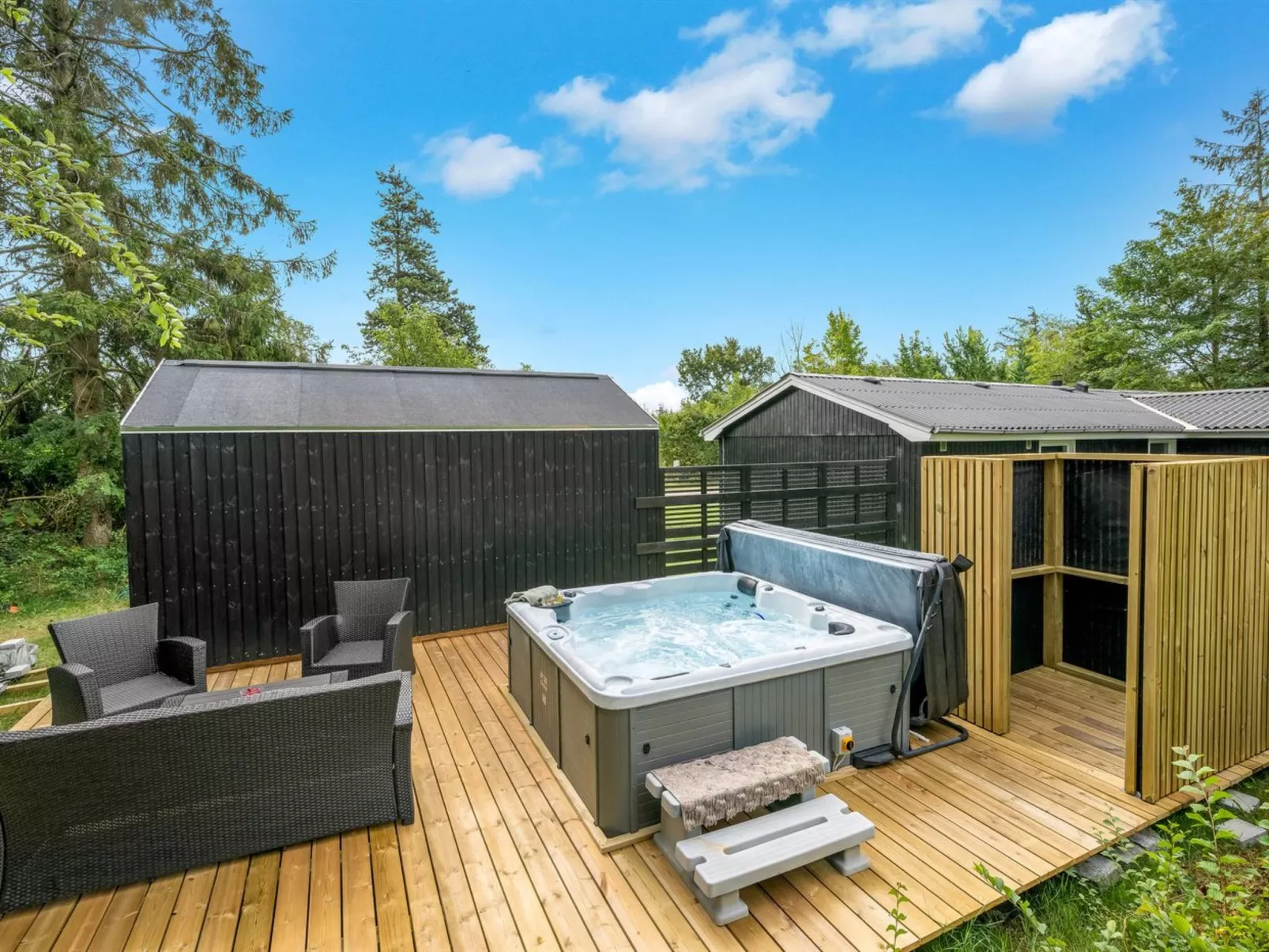 "Tiina" - 500m to the fjord-Binnen