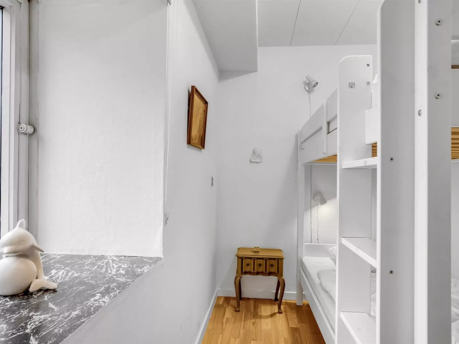 "Eva" - 9km to the fjord-Binnen