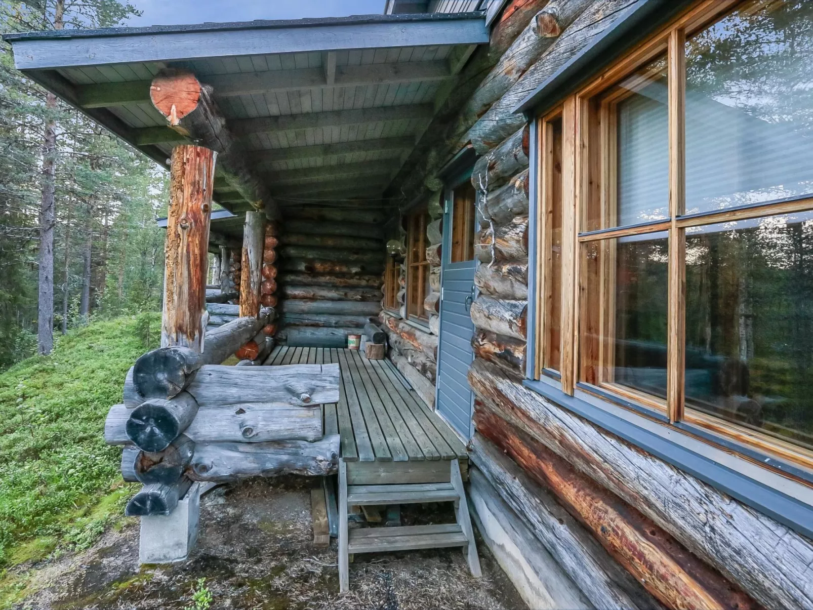 Ylläsrivit c 8 / villa änkyrä - Binnen