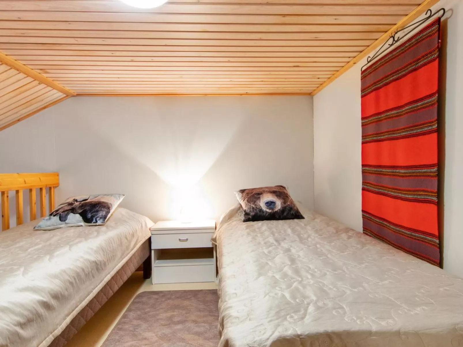 Korpipalo (ent. yllästunnelma 2 b 7)-Binnen