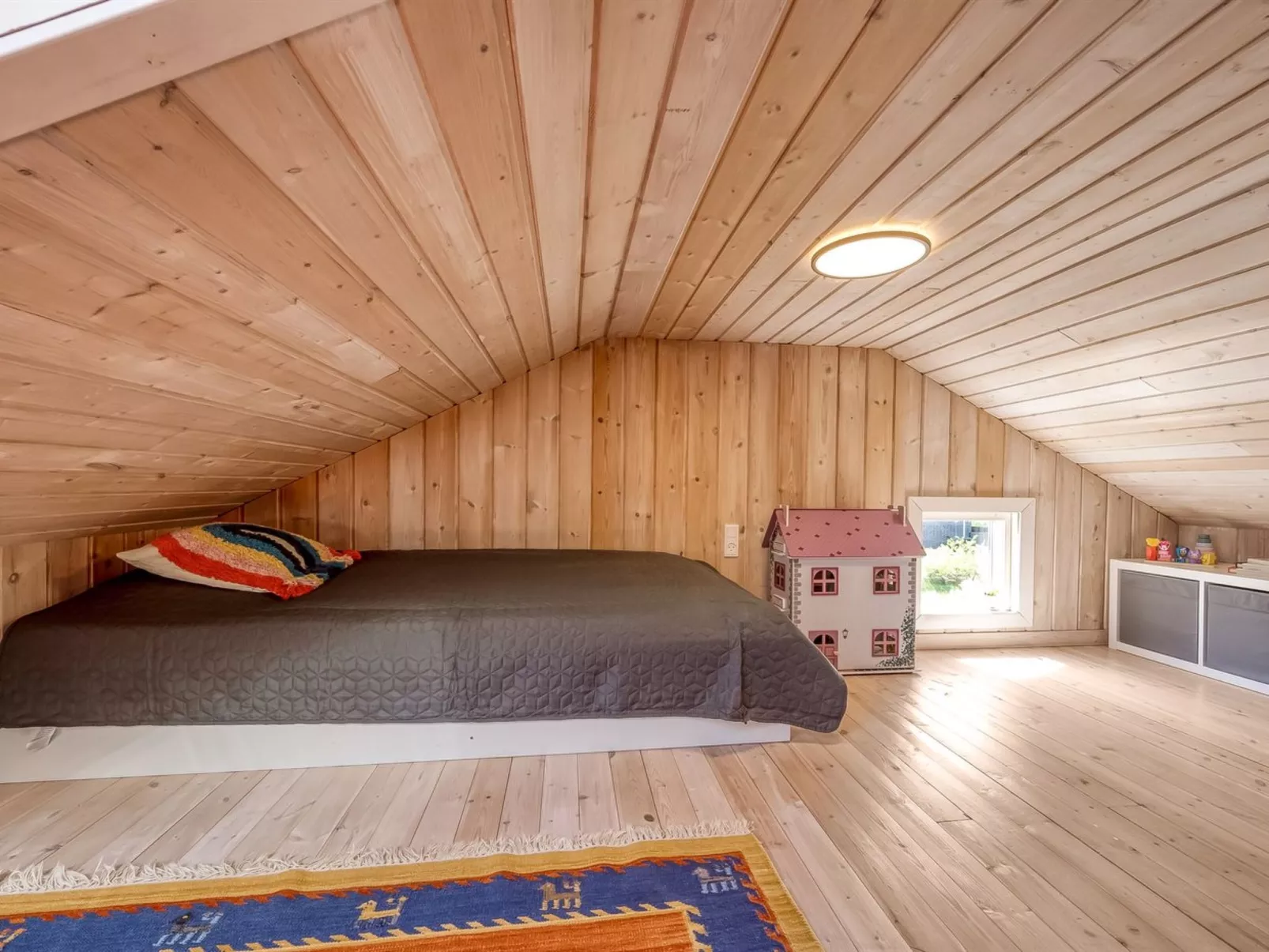 "Gunwald" - 1km to the fjord-Binnen