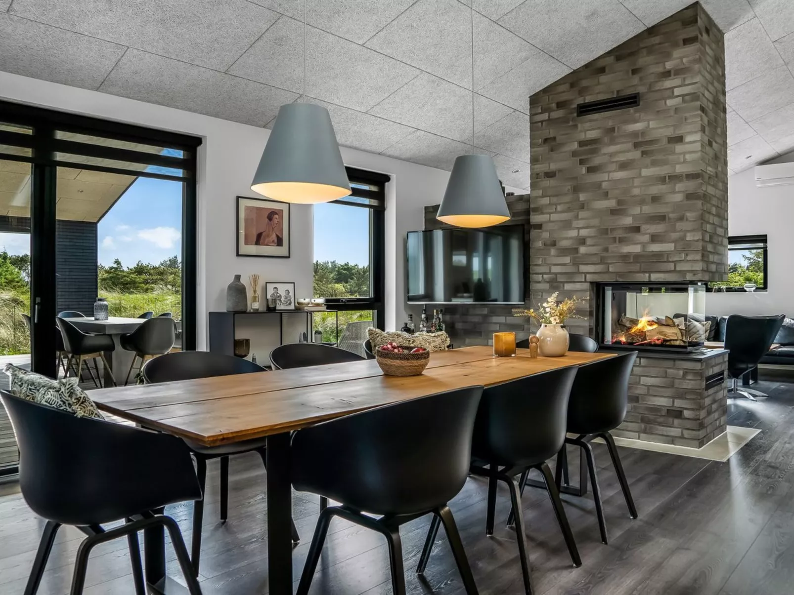 "Eriksine" - 750m from the sea-Binnen