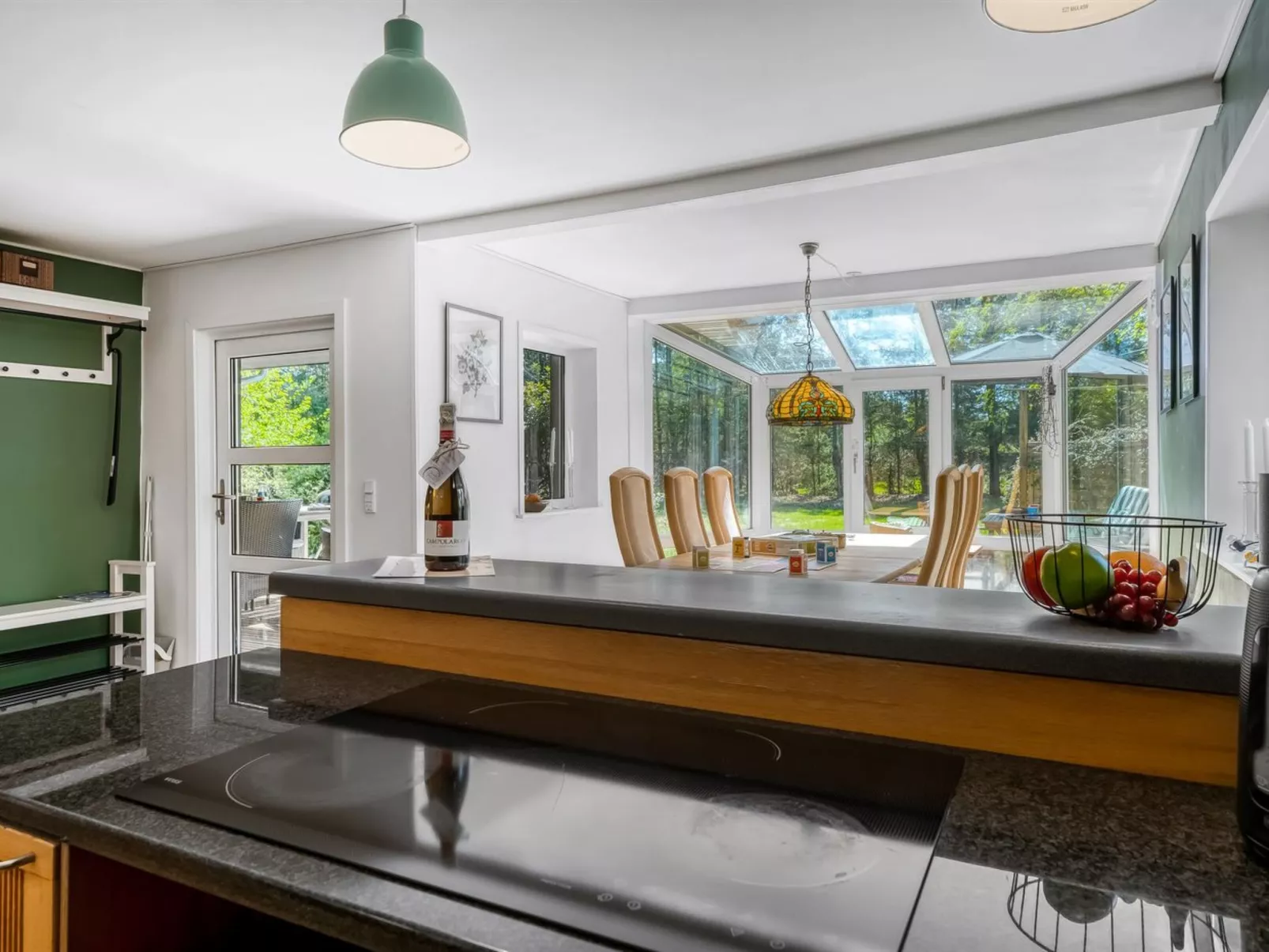 "Riitta" -  from the sea-Binnen