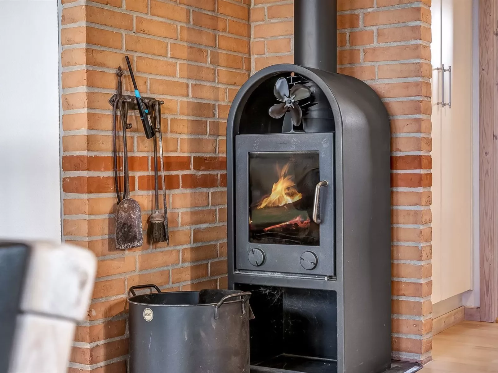 "Gitte" -  from the sea-Binnen