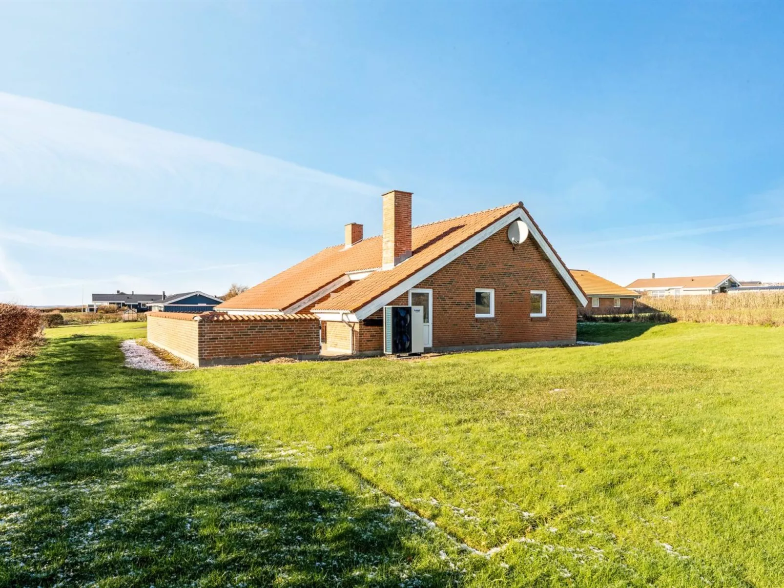 "Nikolce" - 300m to the fjord-Buiten