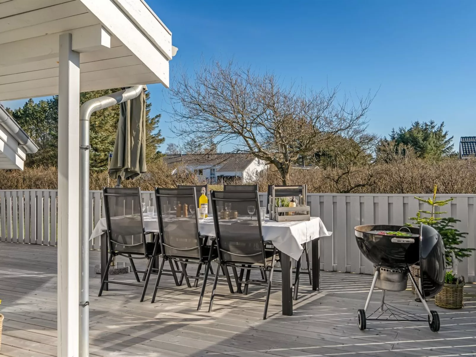 "Henri" - 1.2km from the sea-Buiten