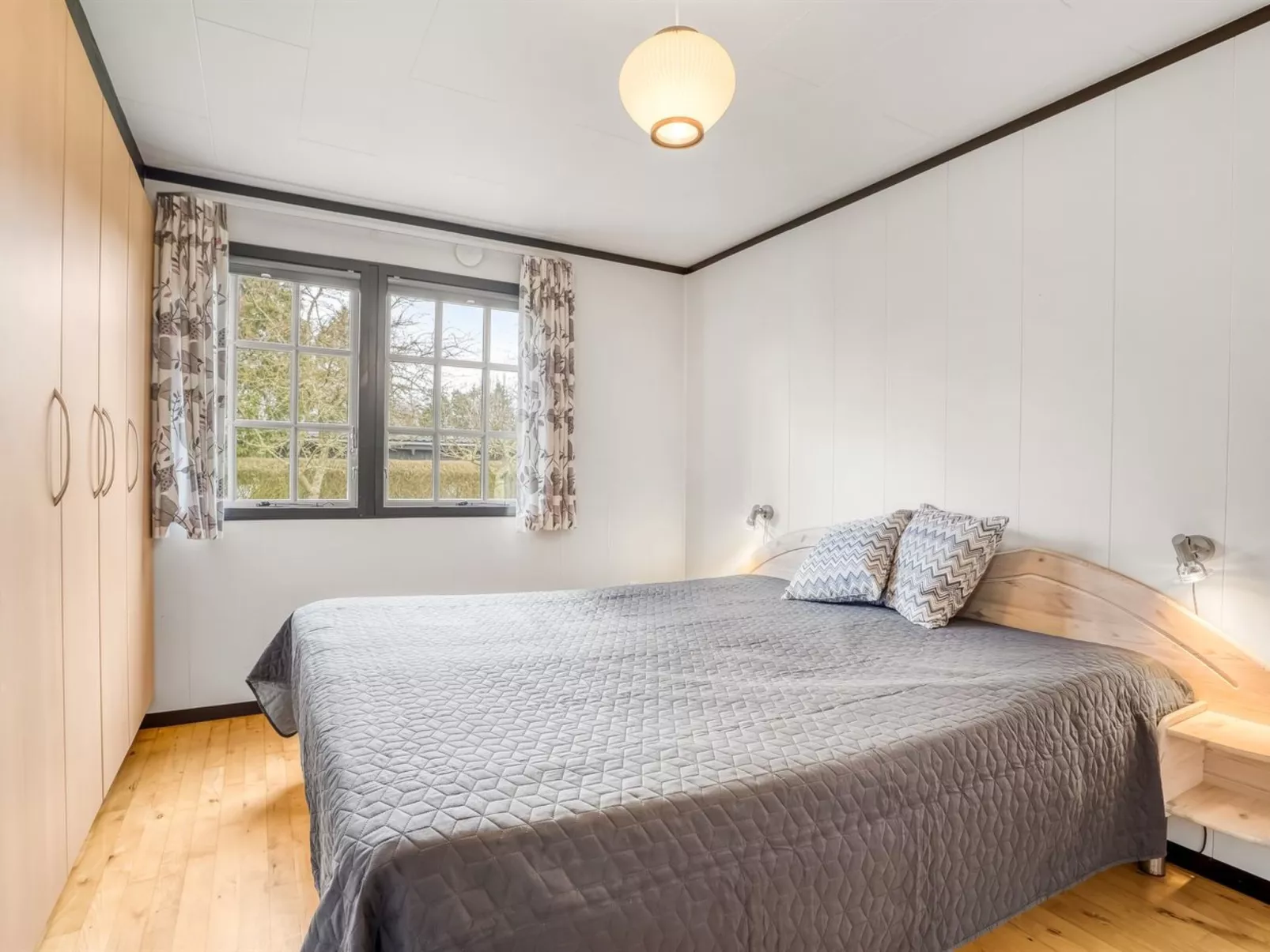 "Thorir" - 500m from the sea-Binnen