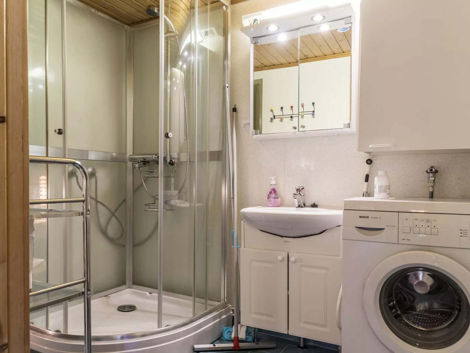 Tunturipöllö (huoneisto 902)-Binnen