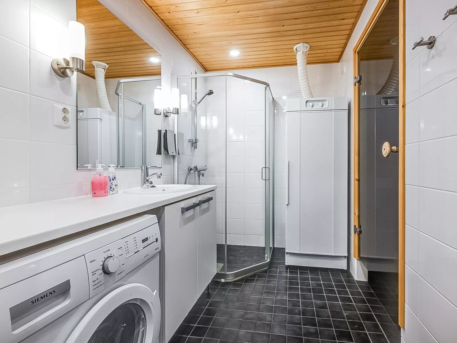 Ruka ski chalets 64, 1210-Binnen