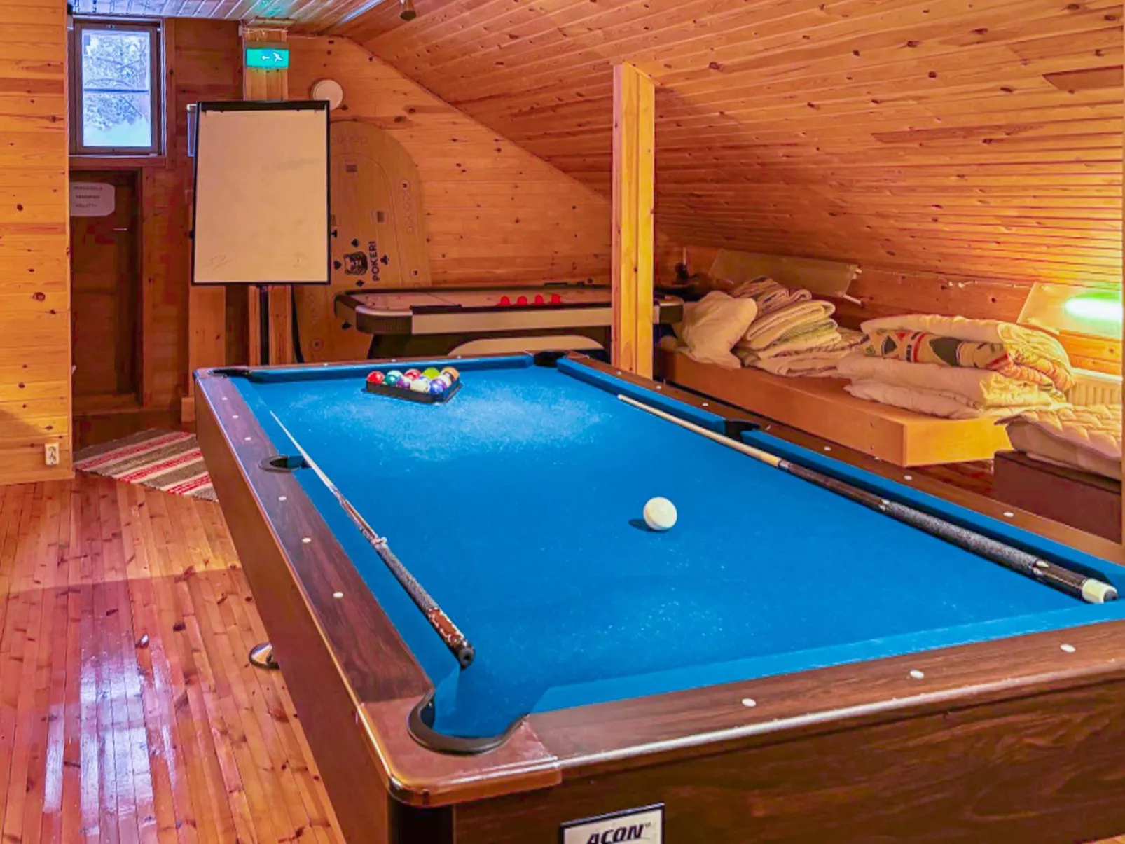 Domnan pirtti-Binnen