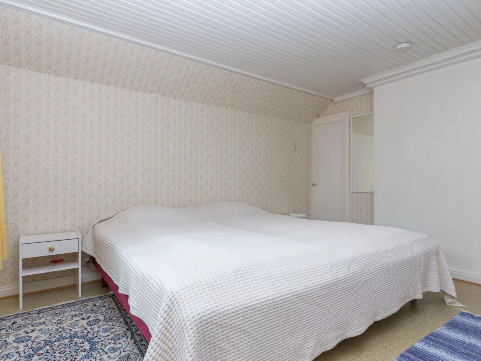 Villa kukkapää-Binnen