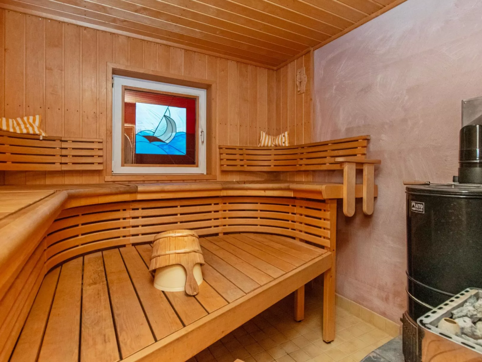 Villa blomvik-Binnen