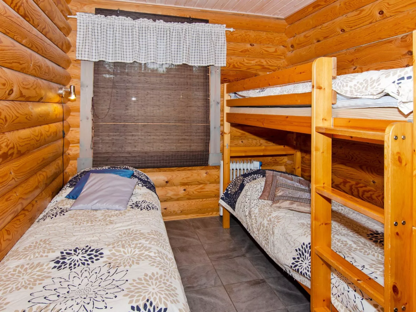 Amero purnu 3-Binnen