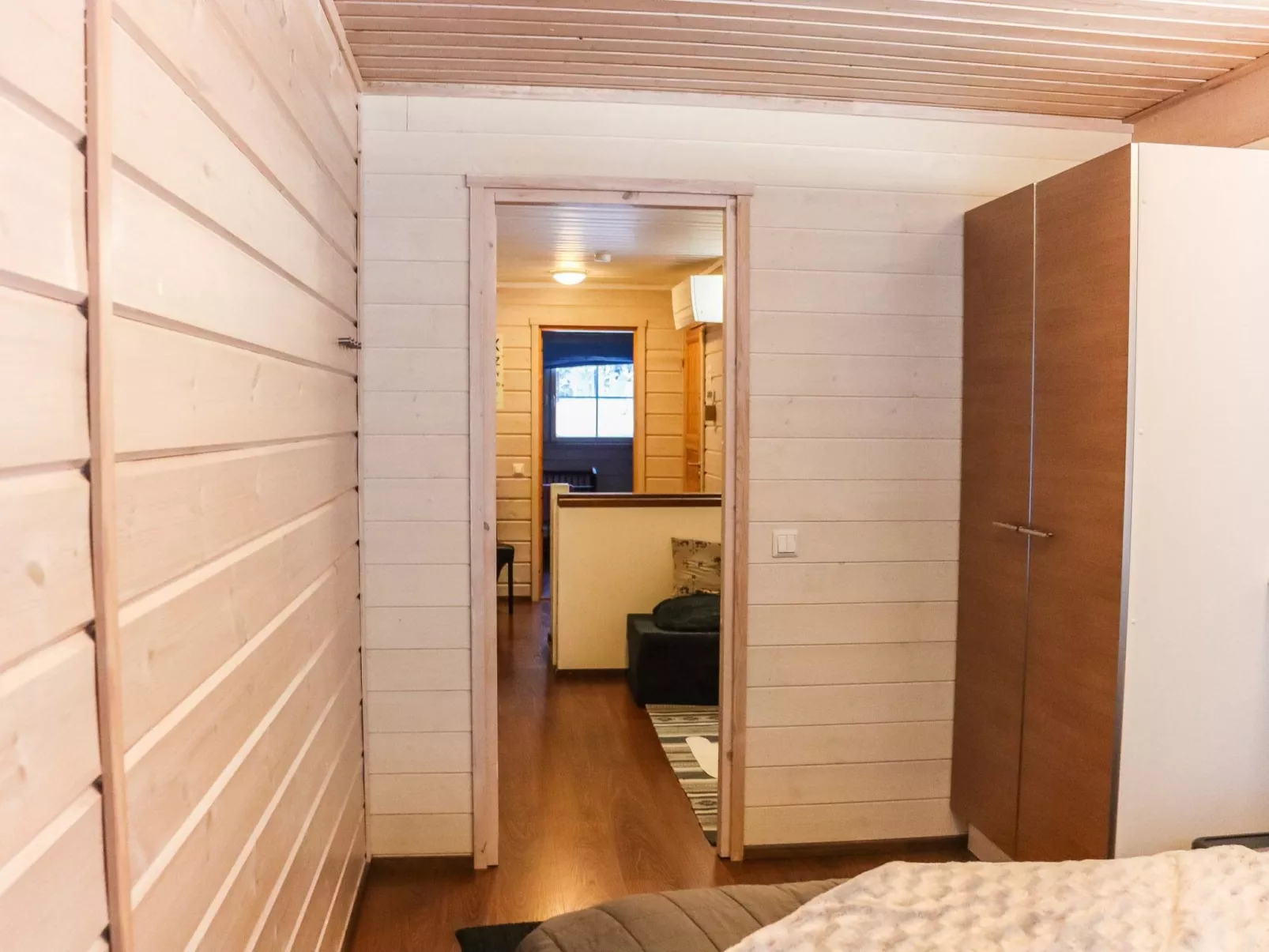 Aurinko-saaga 2 paritalo lasiterassihuon-Binnen