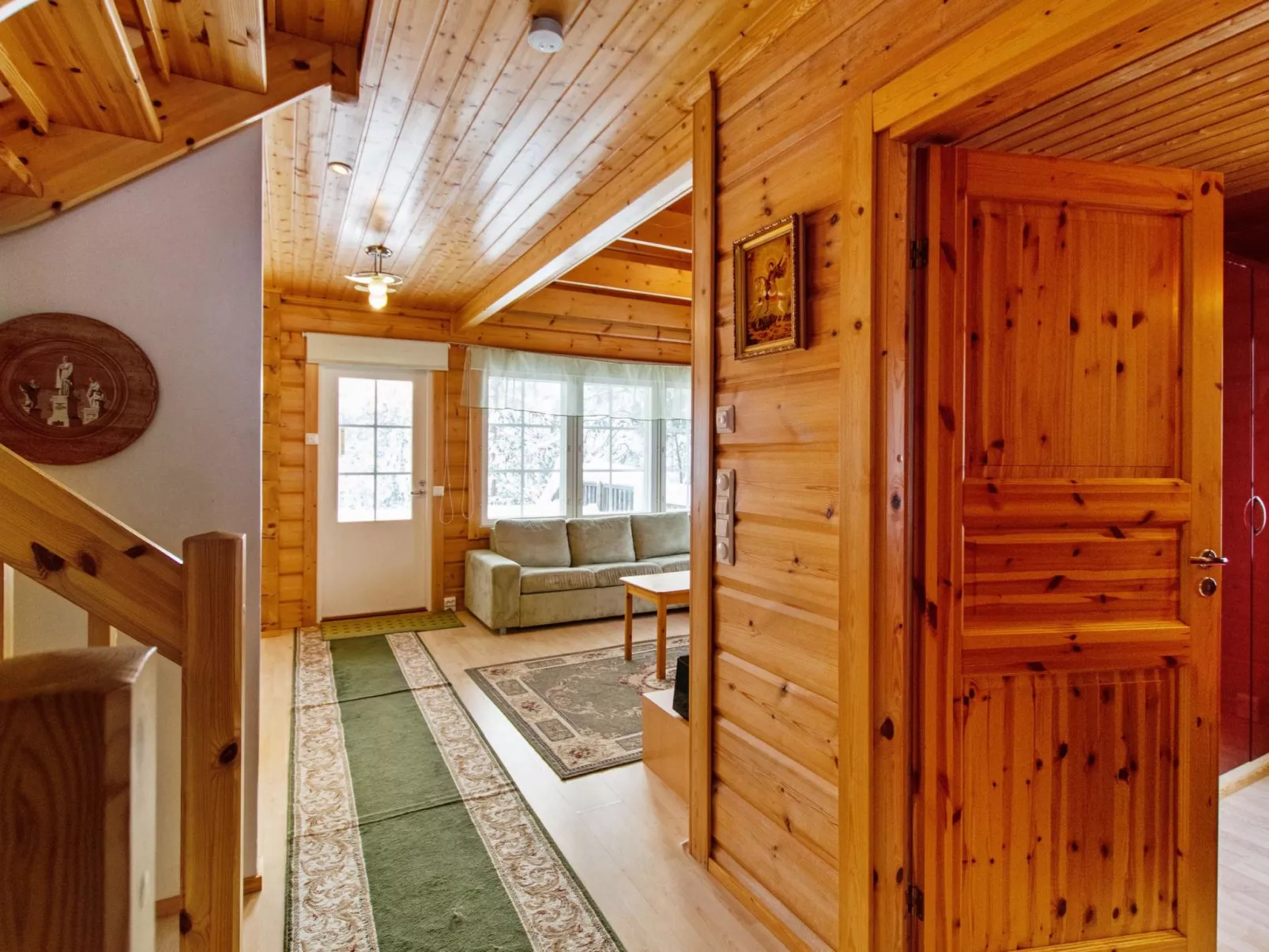 Lomataivas mökki-Binnen