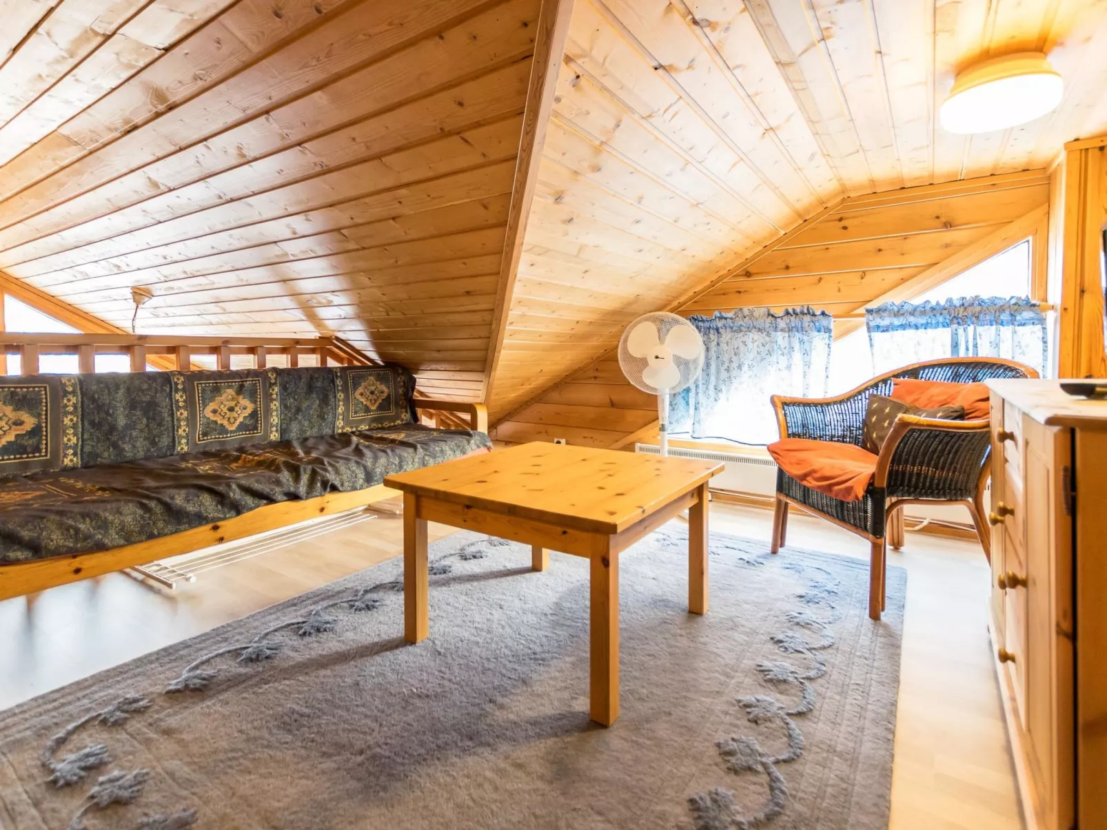 Lomaluola 5a paritalo-Binnen