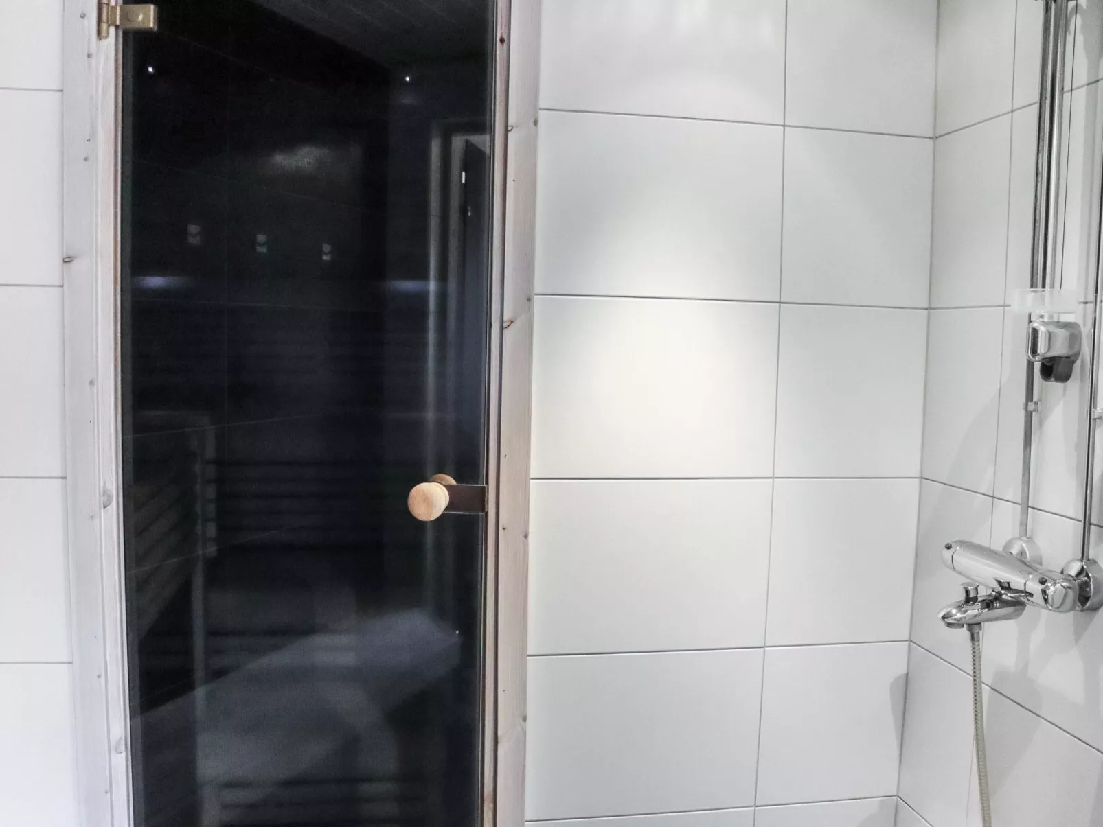 Aurinko-saaga 5 paritalo-Binnen