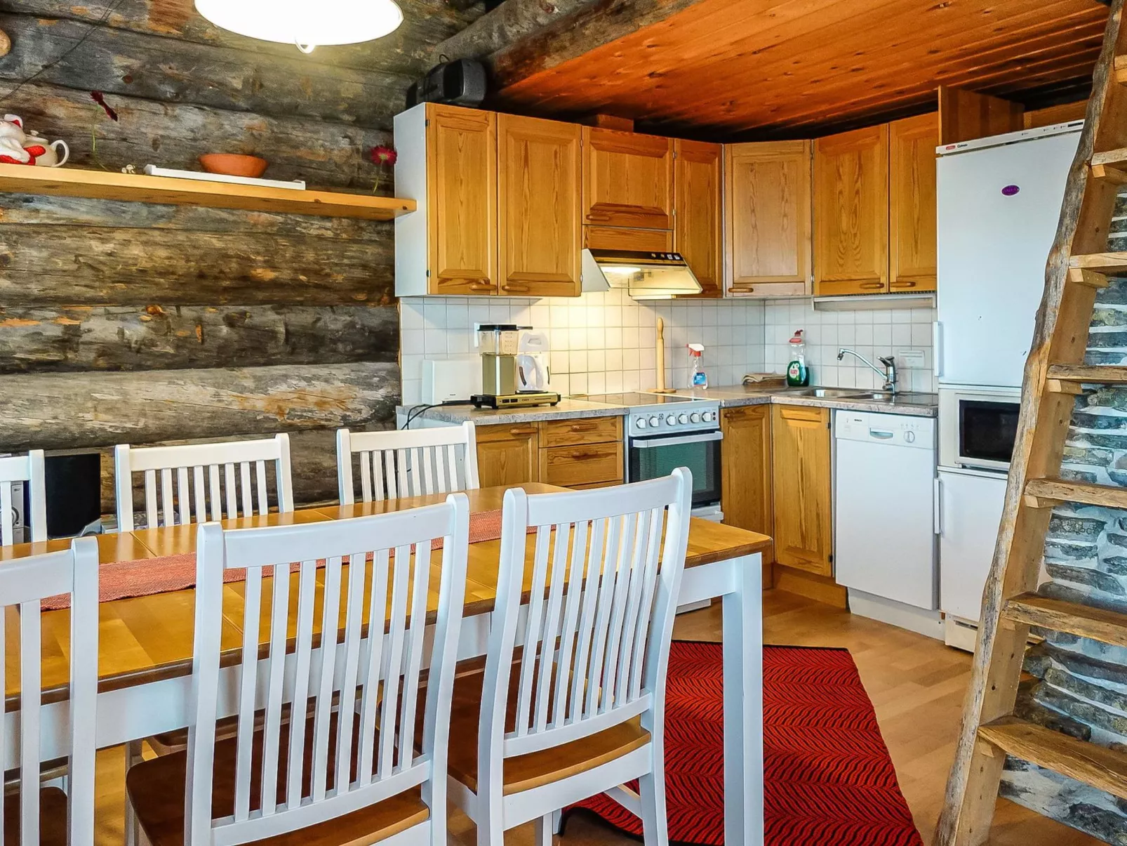 Sallanhelmi c2-Binnen