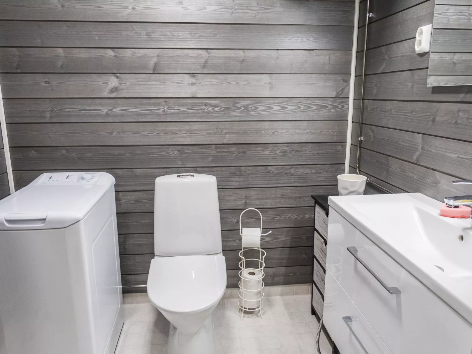 Kivilahti vuokatti-Binnen