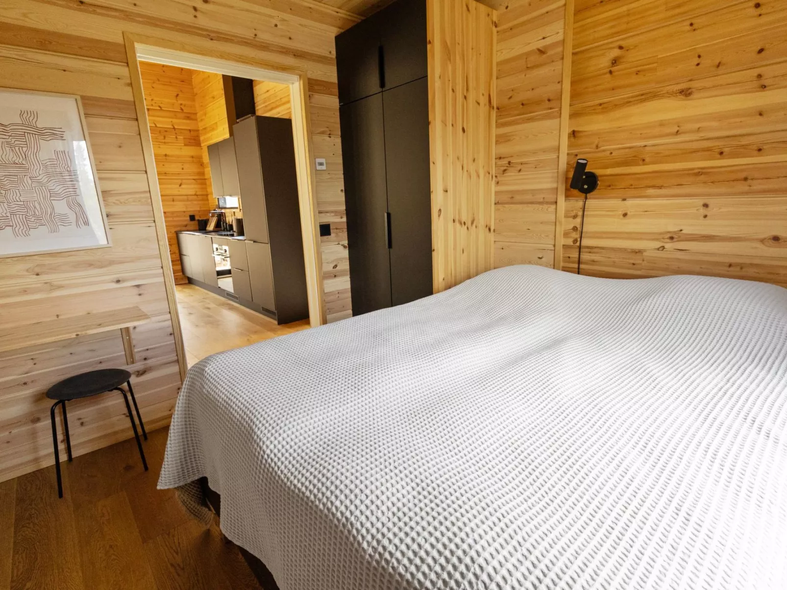 Sallan kuukkeli-Binnen