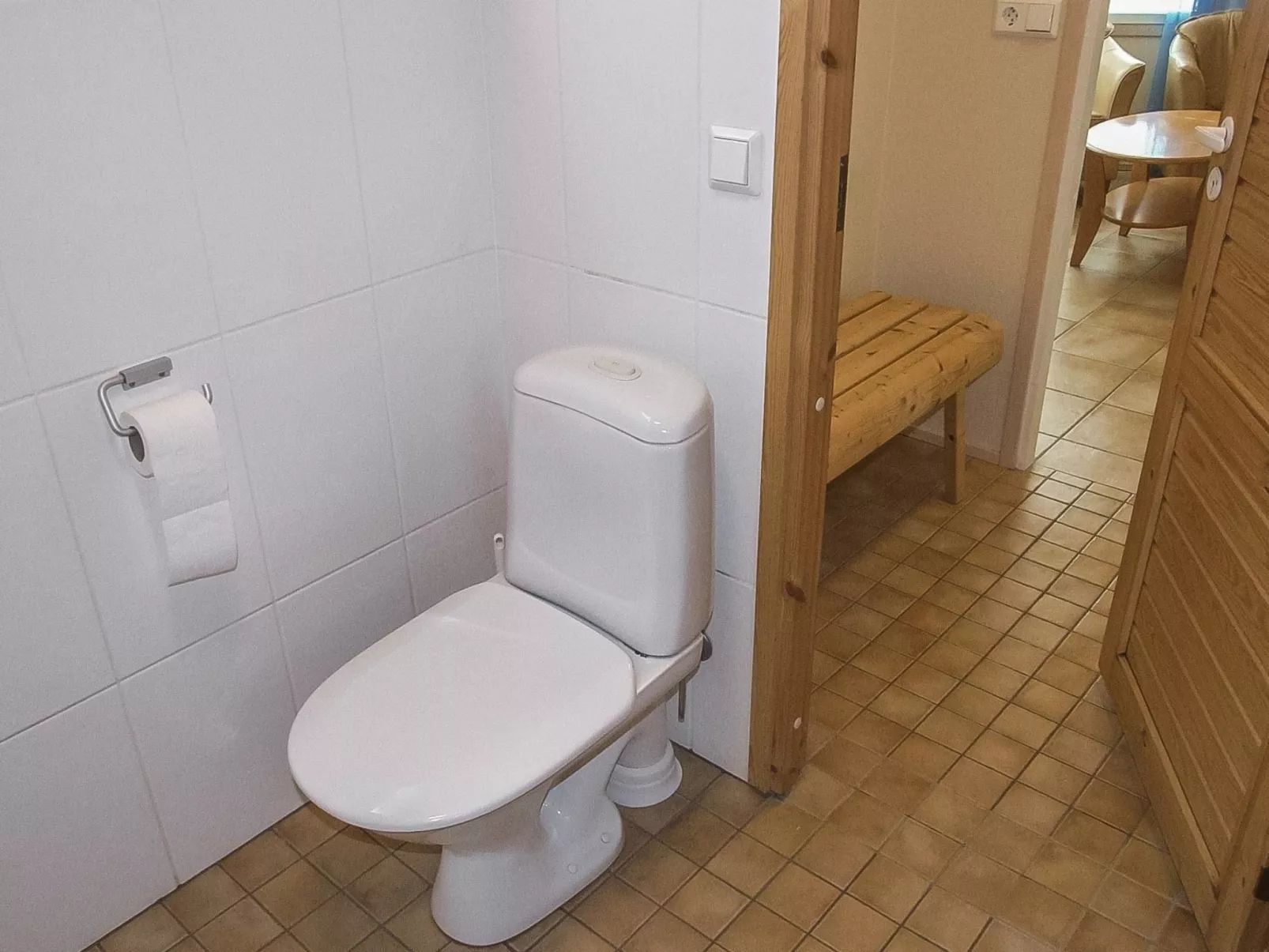 Hankipolku 4c-Binnen