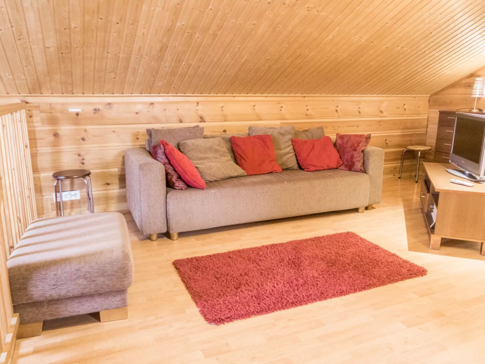 Klz 10. opaali-Binnen