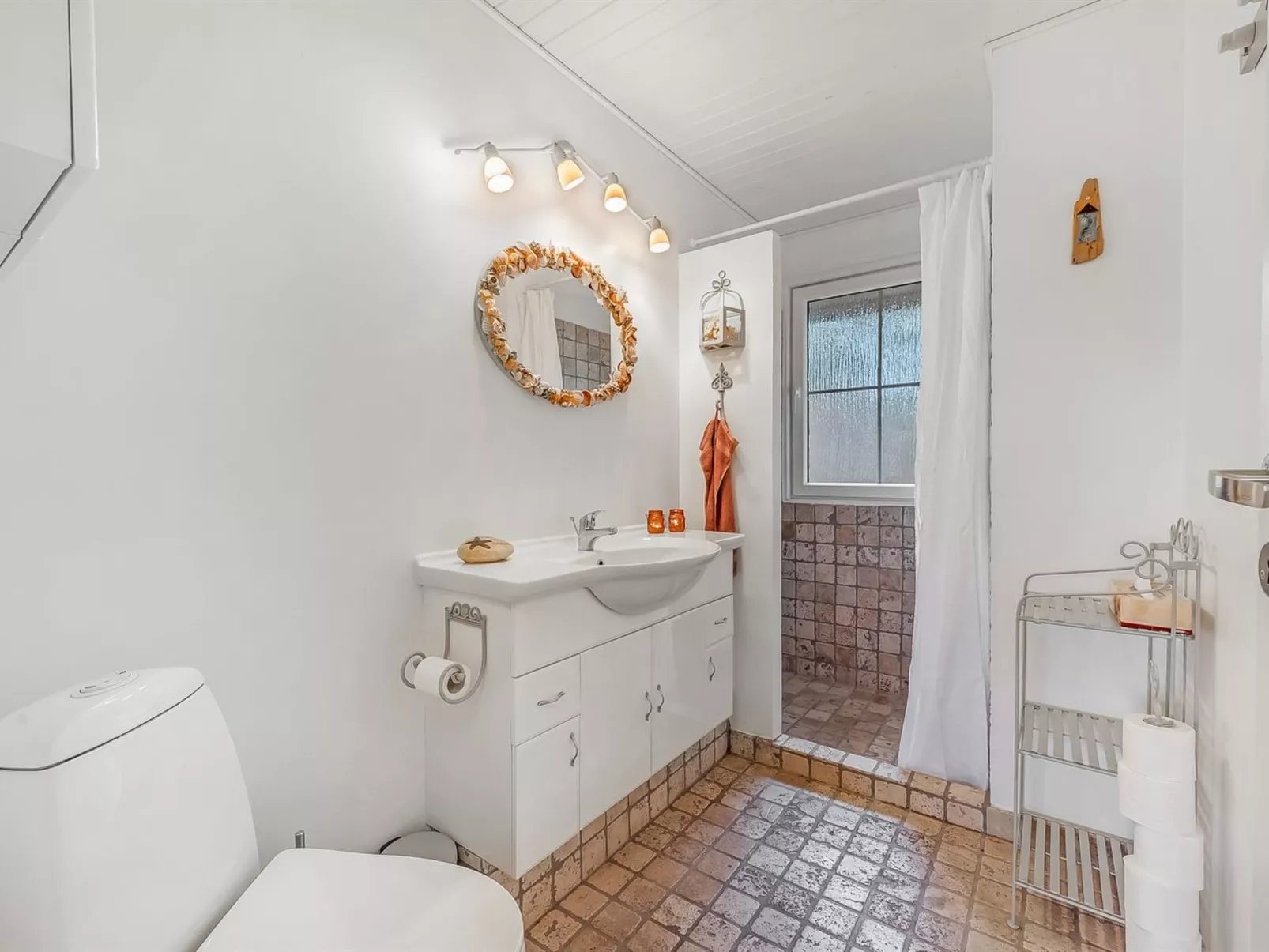 "Brodde" - 300m from the sea-Binnen