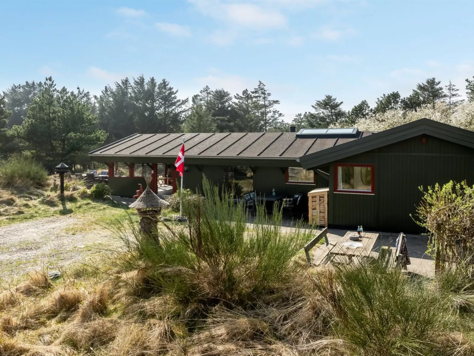 "Nimrod" - 800m from the sea-Buiten