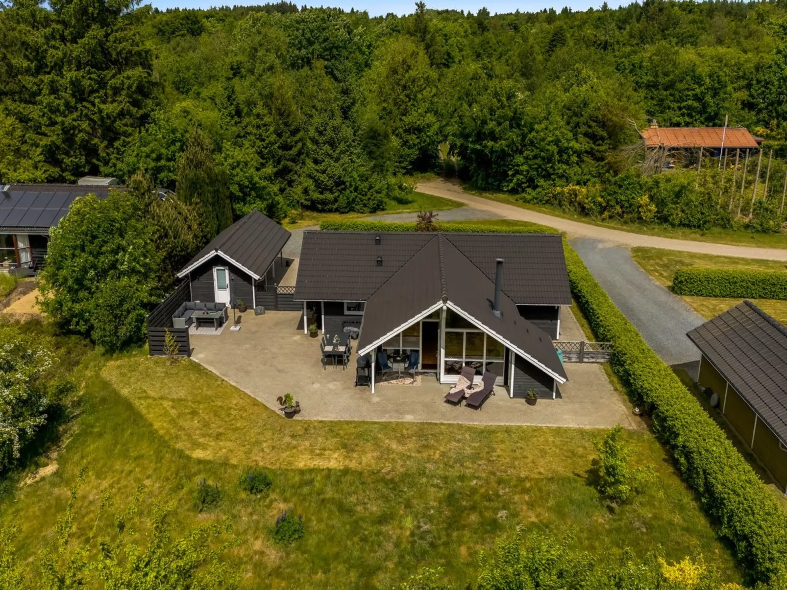 "Truels" - 30km from the sea-Buiten