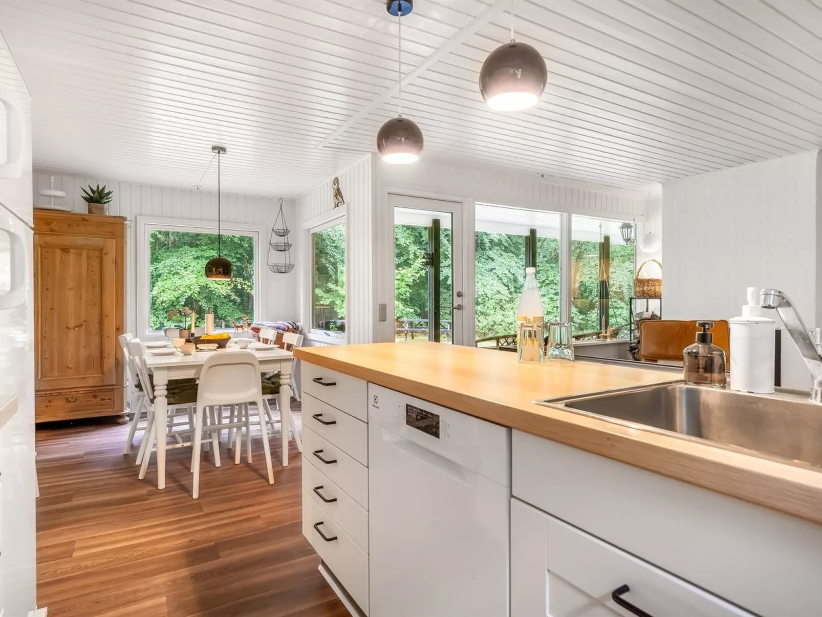 "Gitten" -  from the sea-Binnen