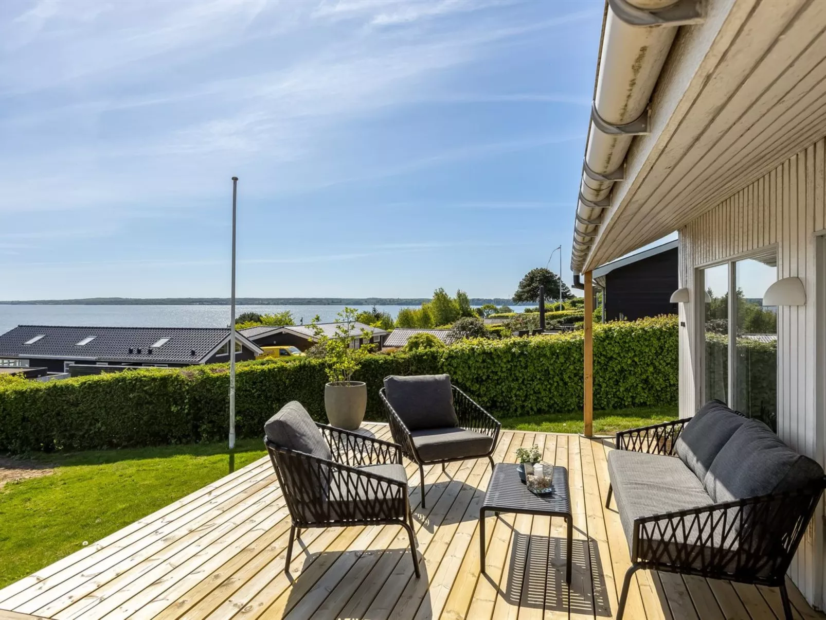 "Tobias" - 45m to the fjord-Buiten