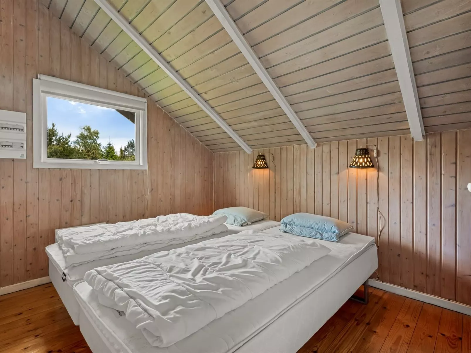 "Ylvie" - 500m from the sea-Binnen