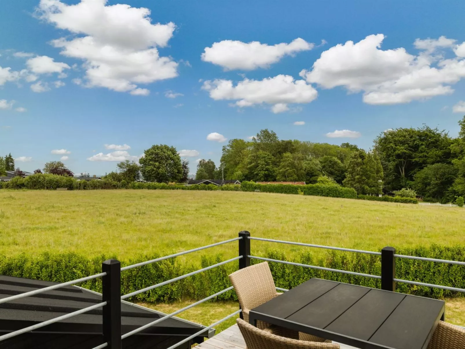 "Aliana" - 300m from the sea-Buiten