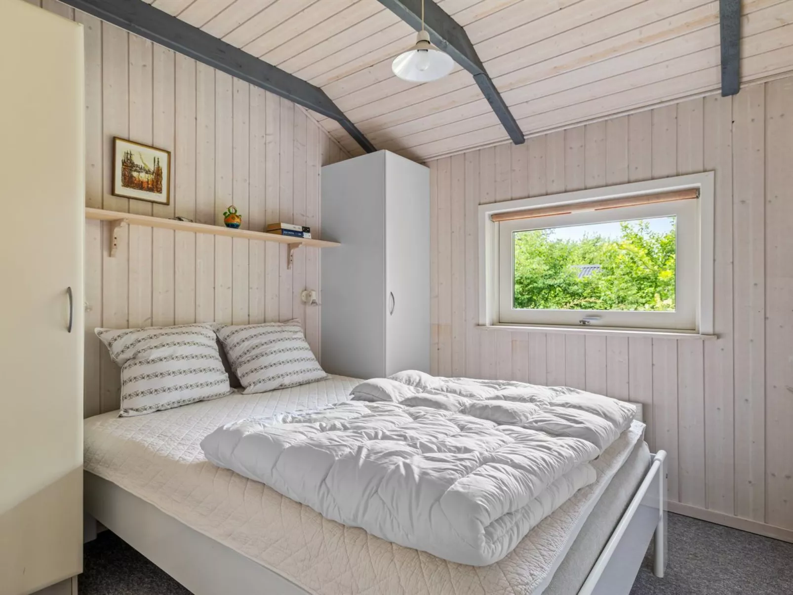 "Hennrik" - 240m from the sea-Binnen