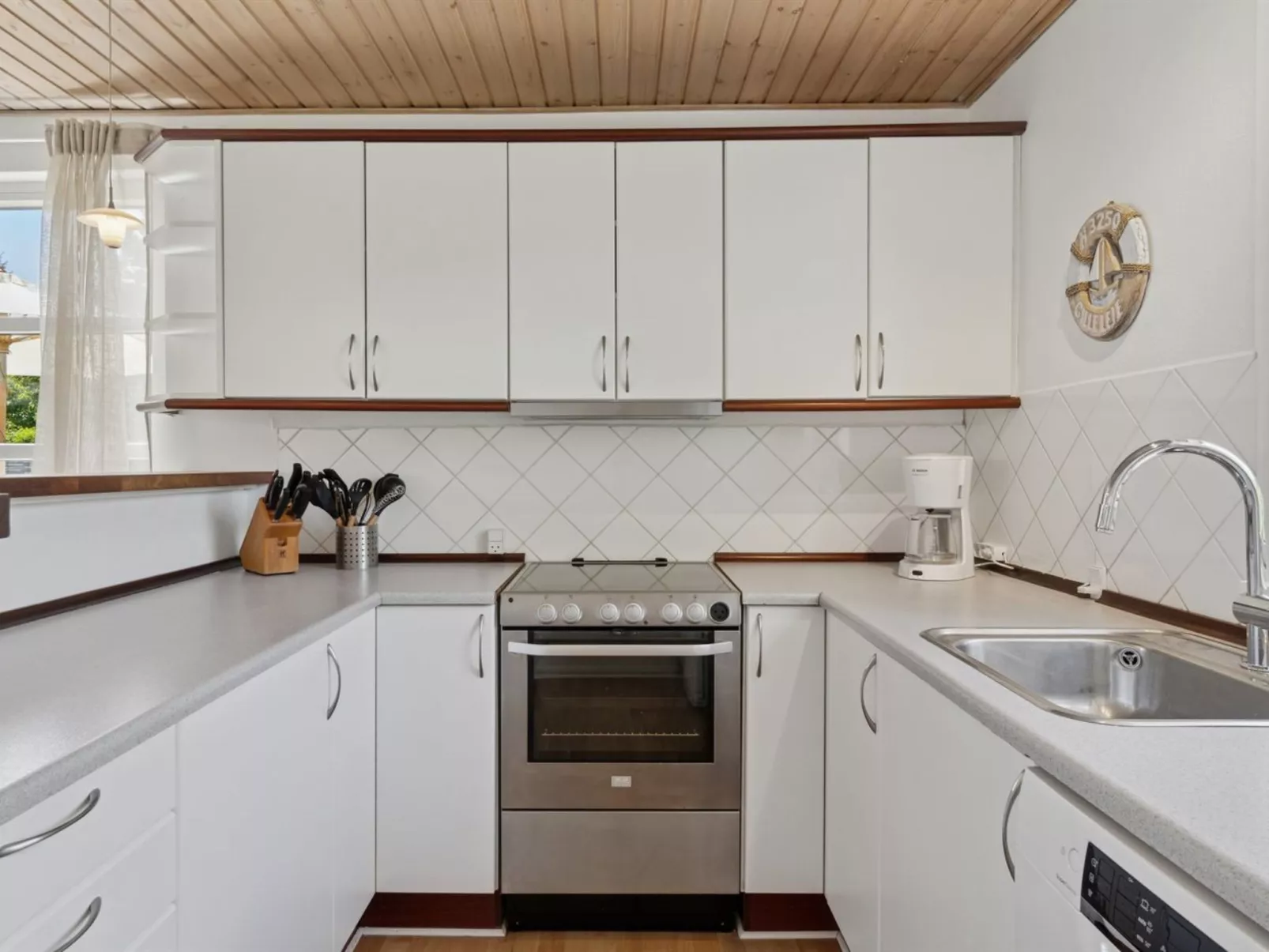 "Annabeth" - 850m from the sea-Binnen