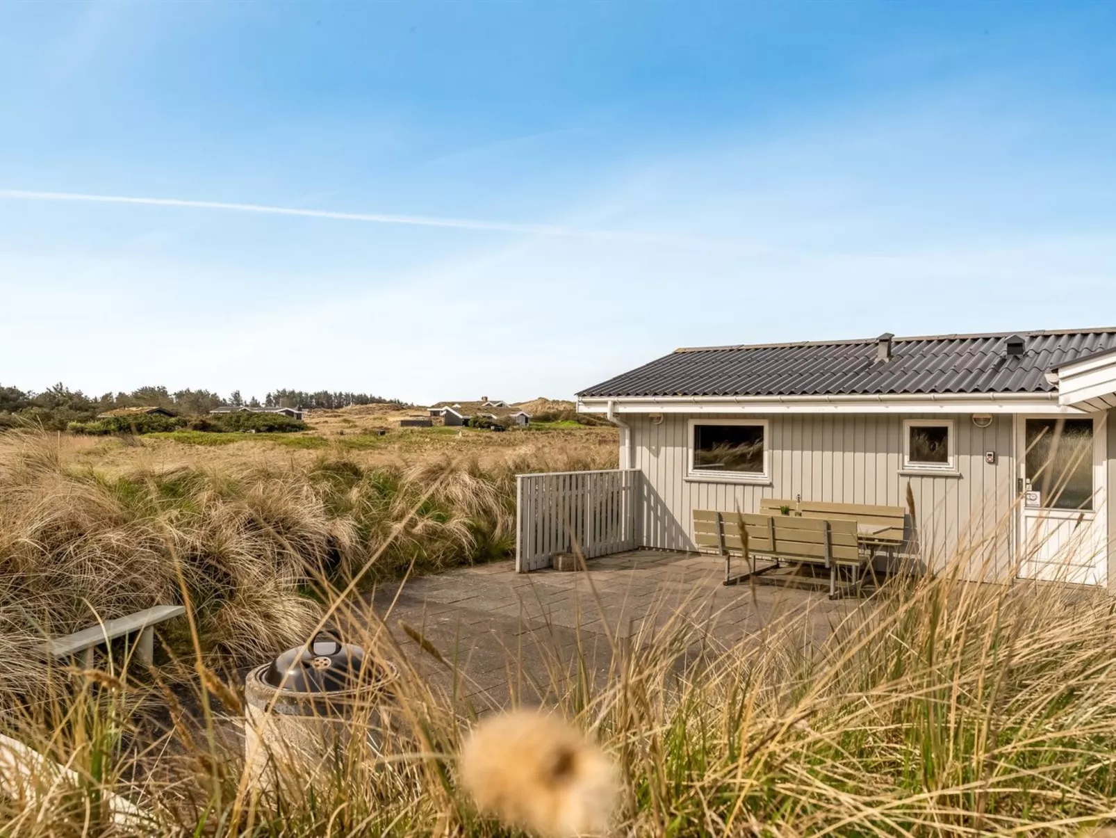 "Fridgerd" - 300m from the sea-Buiten