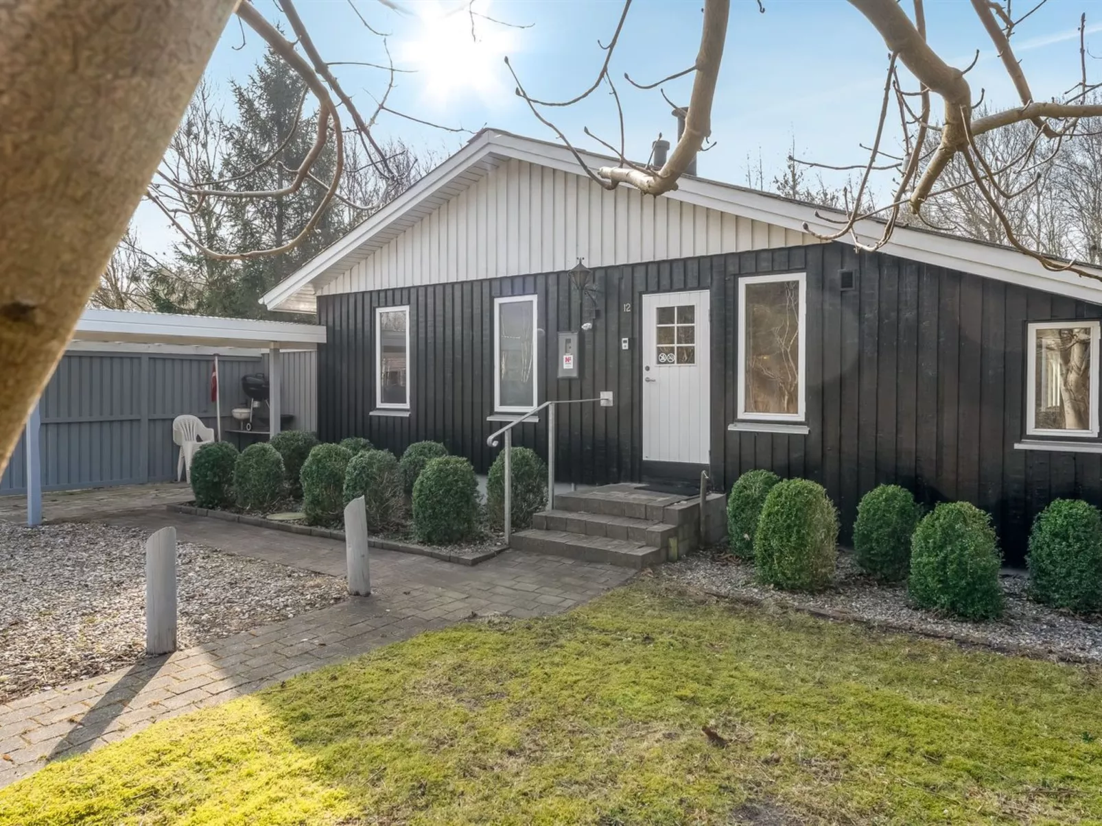 "Iris" - 200m to the fjord-Buiten