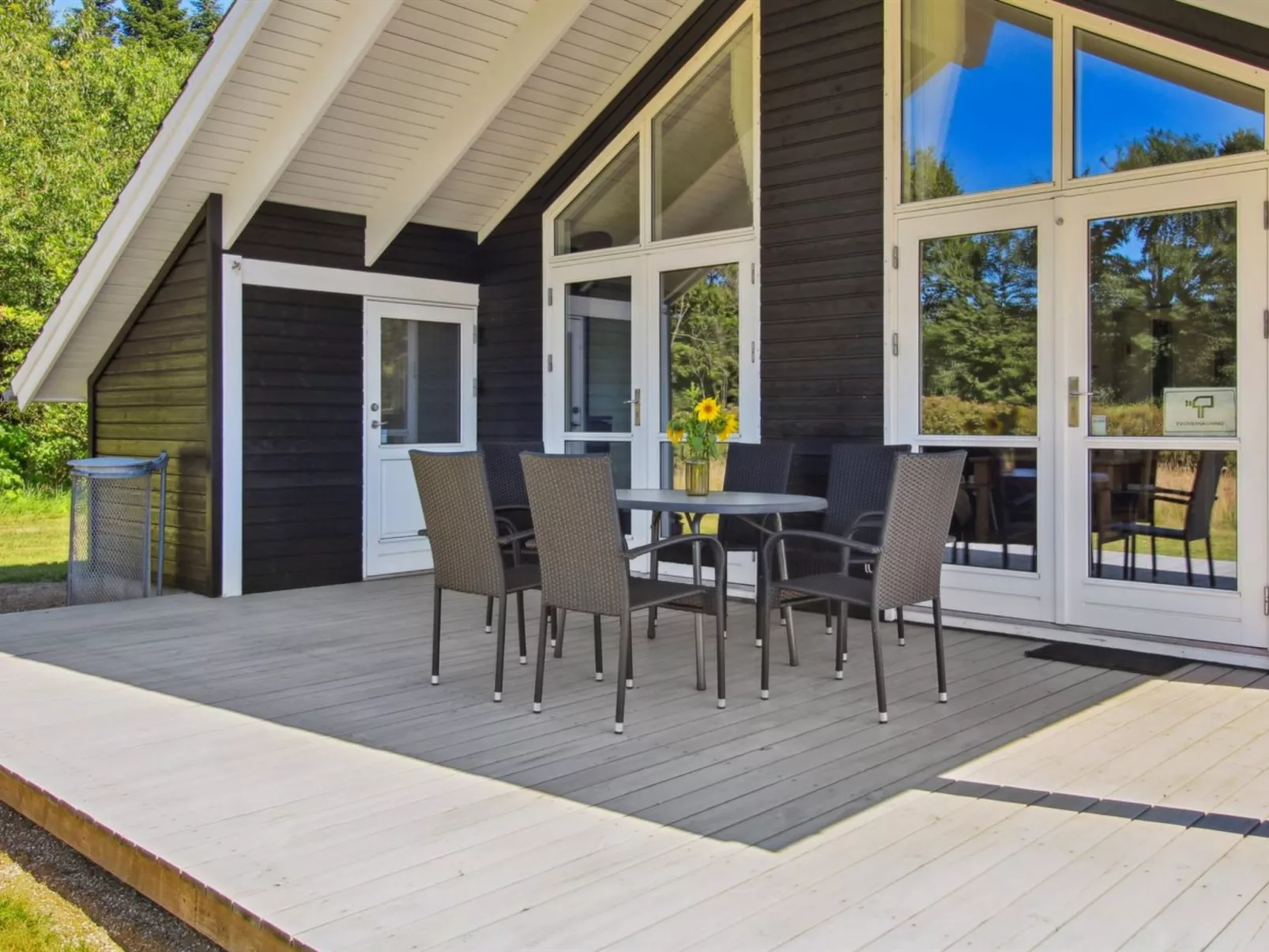 "Alimpij" - 30km from the sea-Buiten