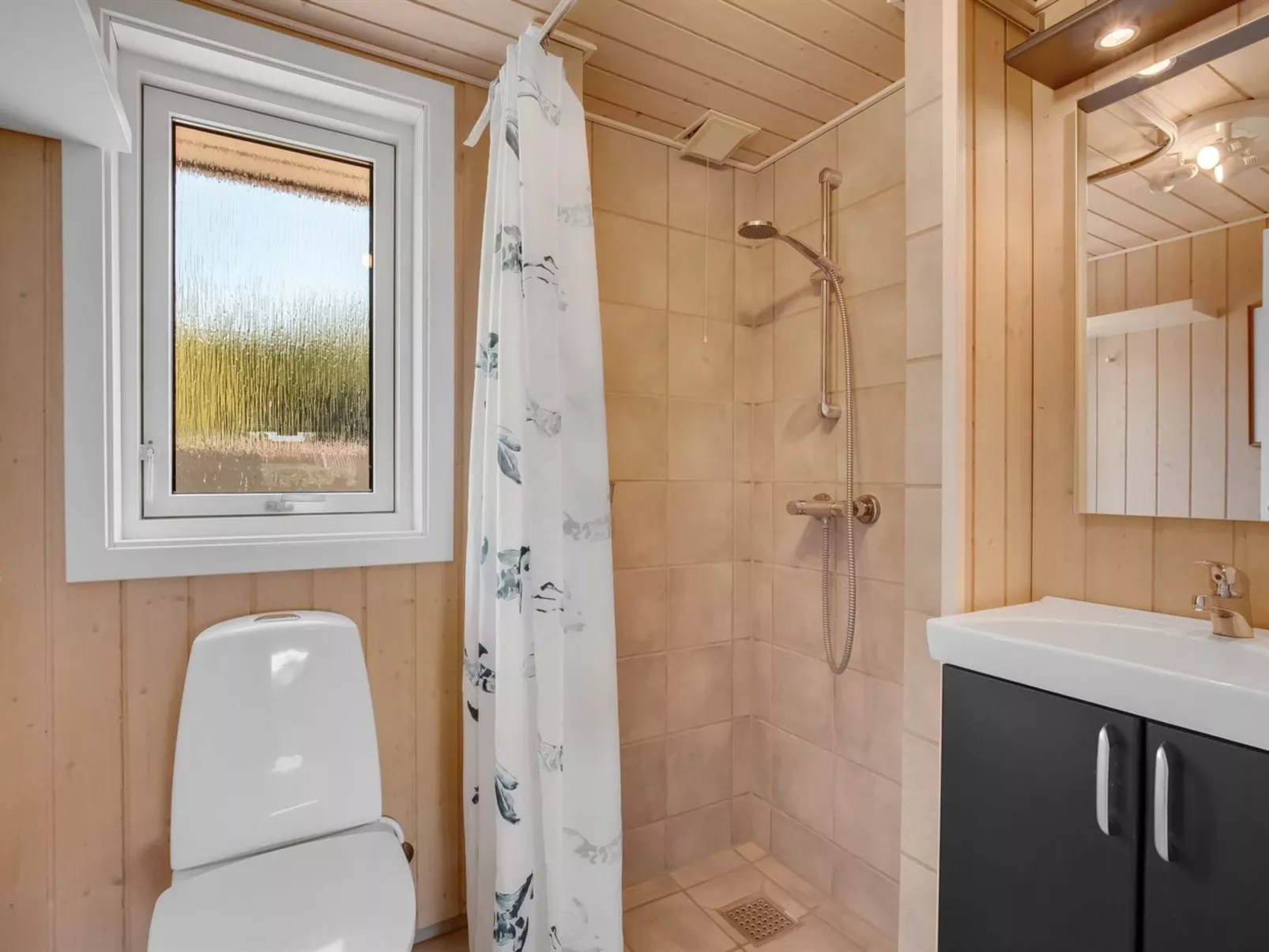 "Arisa" - 300m from the sea-Binnen