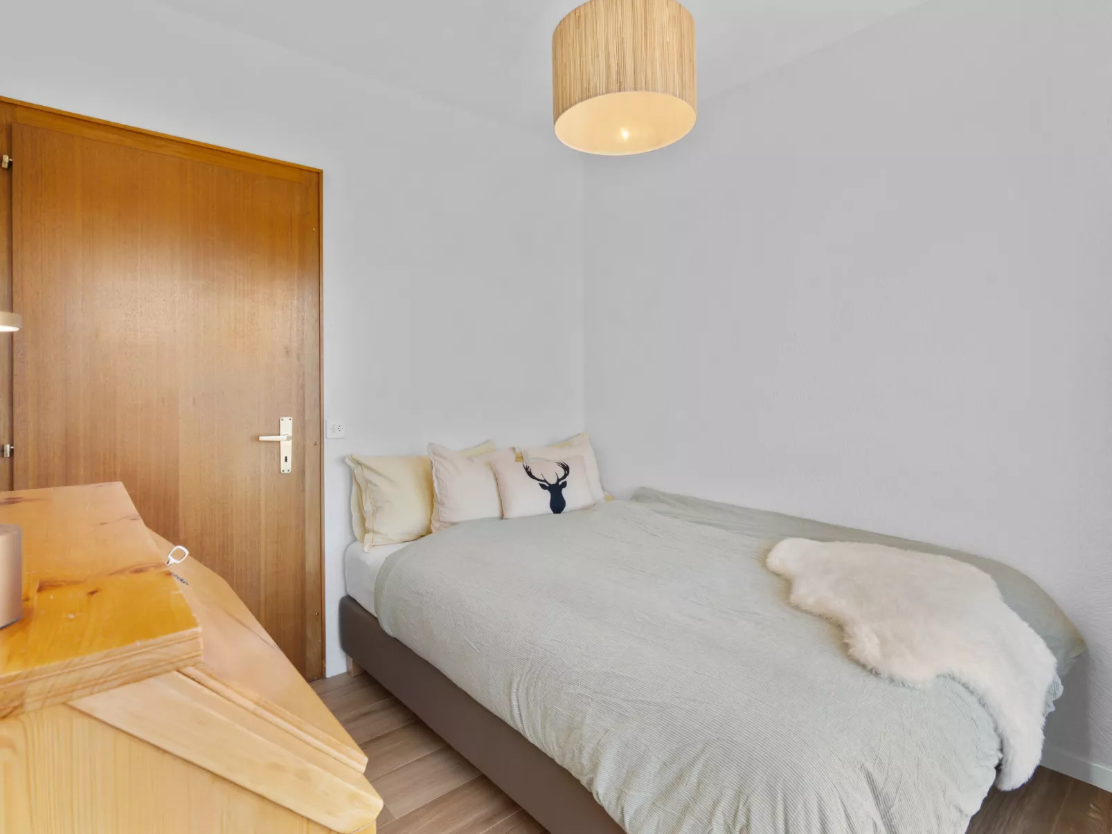 La Forêt ouest C120-Binnen