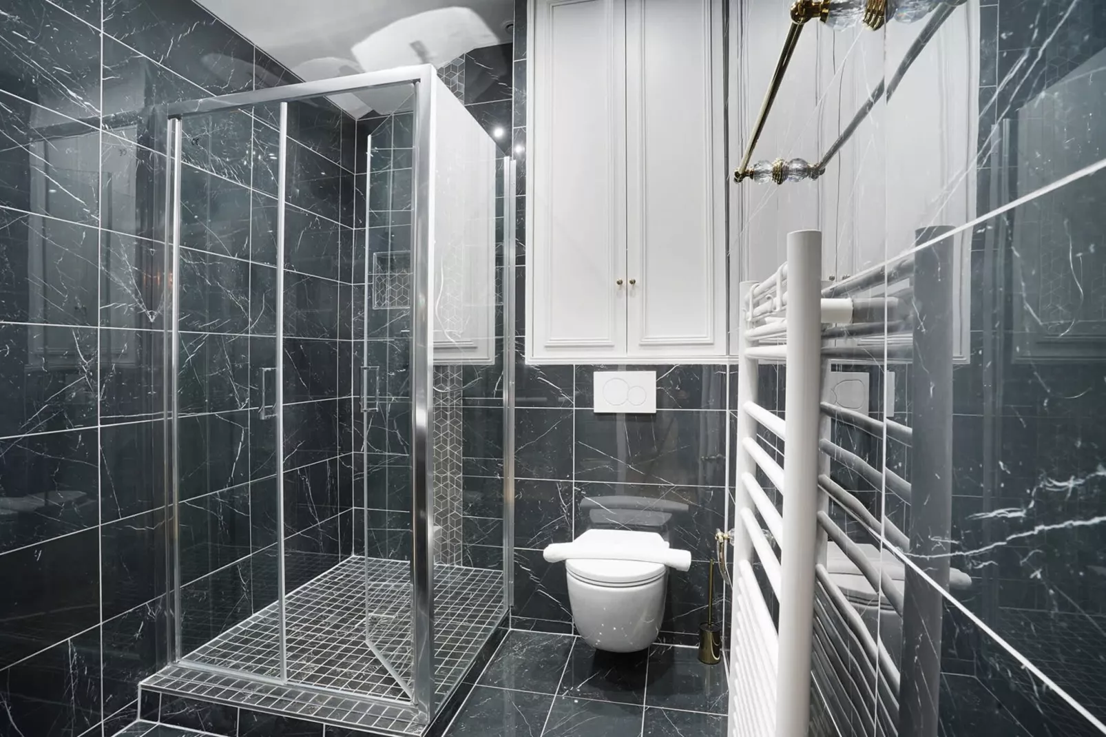 ISLY 1 NEW-Niet-getagd