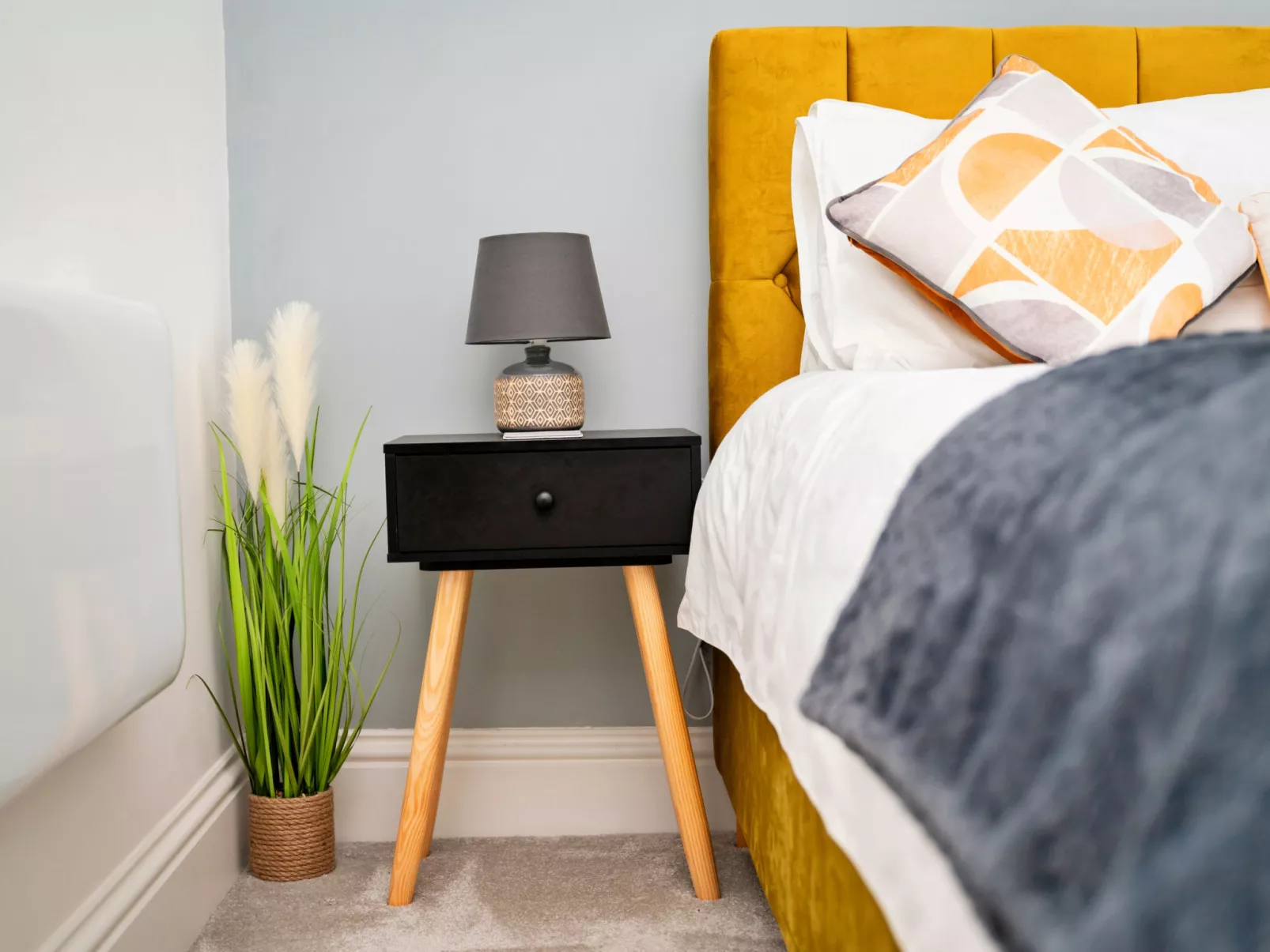 The Bank House-Binnen